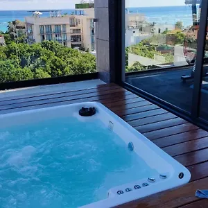 Luxury Suites , Calle 14th Apartment